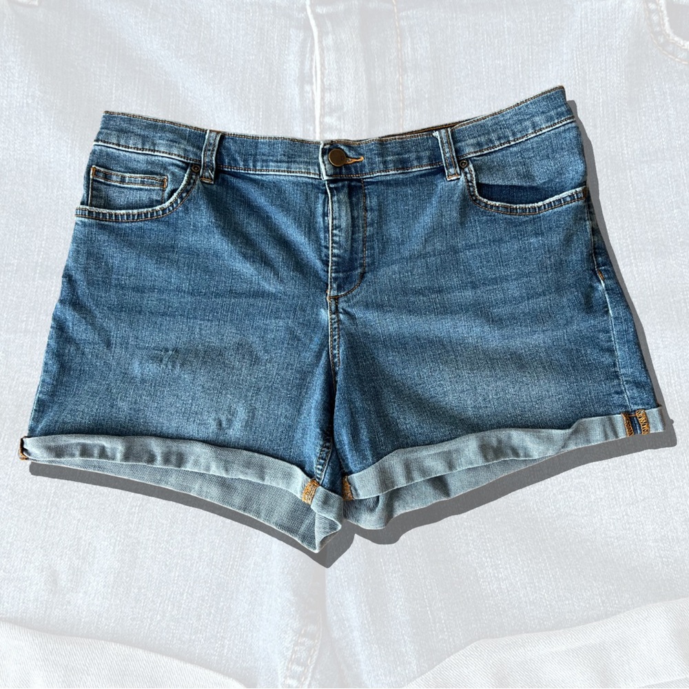 New York & Company Classic Blue Jean Shorts